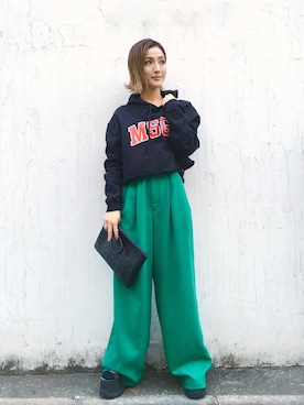 「MSGM（エムエスジーエム）のアイテム（パーカー）」を使った、hanae maruiさん（レディース・155cm）の夏コーディネート