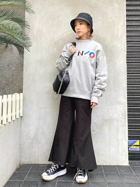 「WHITELAND（ホワイトランド）のアイテム（ショルダーバッグ）」を使った、hanae maruiさん（レディース・155cm）の冬コーディネート