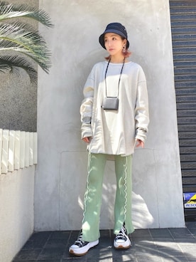 「WHITELAND（ホワイトランド）のアイテム（財布/小物）」を使った、hanae maruiさん（レディース・155cm）の冬コーディネート