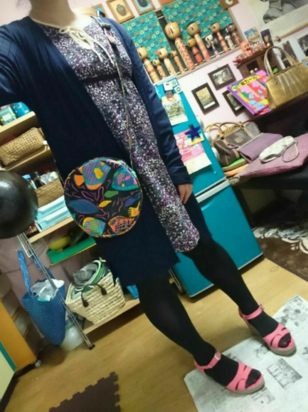 「低身長、小花柄、魚柄」｜「crocsの5000円くらい？ヒールやけど楽（サンダル、ピンク系）」を使った、じんじんさん（レディース・148cm）の春コーディネートの1枚目の写真