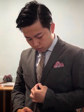 「URBAN RESEARCH（アーバンリサーチ）のアイテム（スーツジャケット）」を使った、Kazif Tsangさん（メンズ・168cm）の春コーディネート