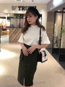 「LIPSERVICE（リップサービス）のアイテム（ハンチング/ベレー帽）」を使った、倉林夏実さん（レディース・157cm）の冬コーディネート