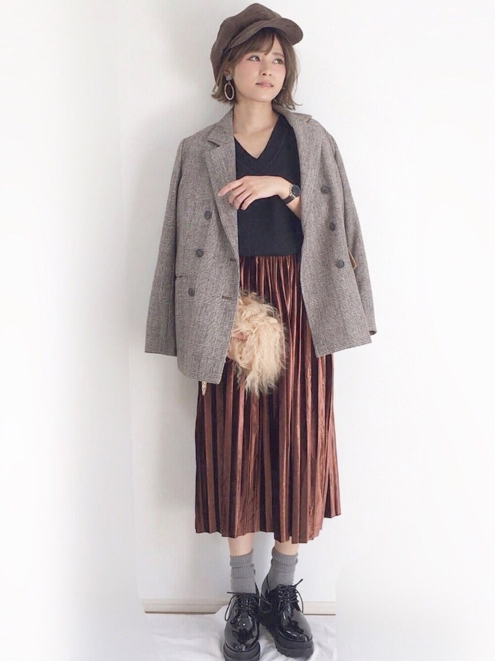 「オトナカジュアル、カジュアル、秋服、アウター、おしゃれさんと繋がりたい、グレンチェック、キャスケット、コーデュロイ、ベロア、ガーリー」｜「UNRELISHのダブルボタンジャケット（テーラードジャケット、ブラウン系）」を使った、yunさん（レディース・153cm）の秋コーディネートの1枚目の写真