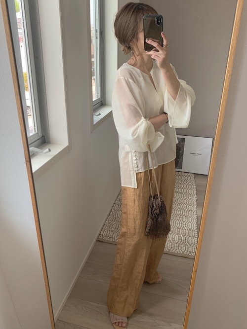 TODAYFUL（トゥデイフル）の「オーガンジーカフタンブラウス