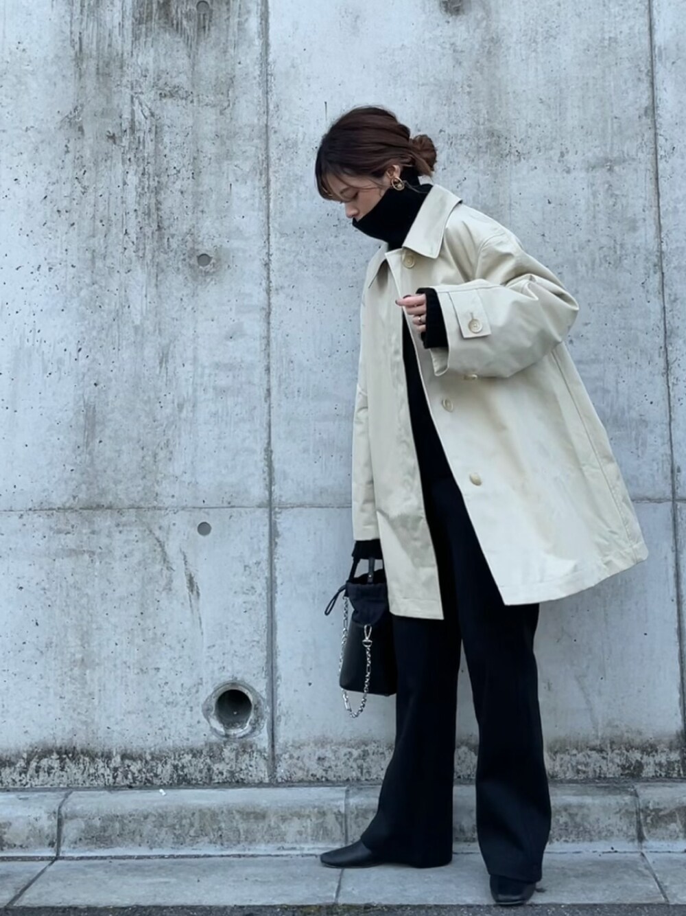 「私の推しブランド、UNIQLO、ユニクロ、ステンカラーコート、GRL、TODAYFUL、きれいめカジュアル、カジュアル、着回しコーデ」｜「UNIQLOのアイテム（ジャケット/アウター、ベージュ系）」を使った、yunさん（レディース・153cm）の冬コーディネートの1枚目の写真