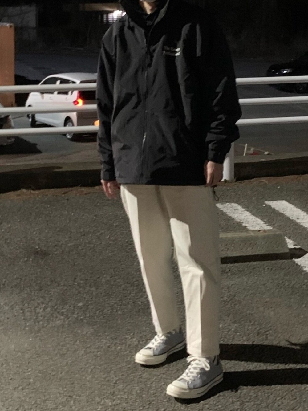 「ennoy、CT70s、古着」｜「CONVERSEのアイテム（スニーカー、グレー系）」を使った、ゆーさん（メンズ・167cm）の春コーディネートの1枚目の写真