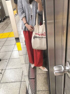 「アイテム（レインシューズ、ベージュ系）」を使った、クルミさん（レディース・163cm）の夏コーディネート