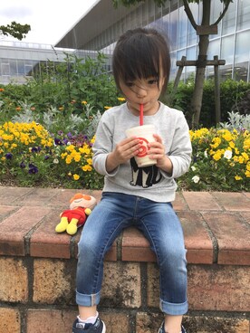 「babygap」｜「アイテム（スウェット）」を使った、mutatabiさん（キッズ・100cm）の春コーディネート
