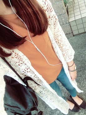 「atmos/atmos girls（アトモスアトモスガール）のFJALLRAVEN kanken laptop 17（バックパック/リュック、ブラック系）」を使った、AYAさん（レディース）の秋コーディネート