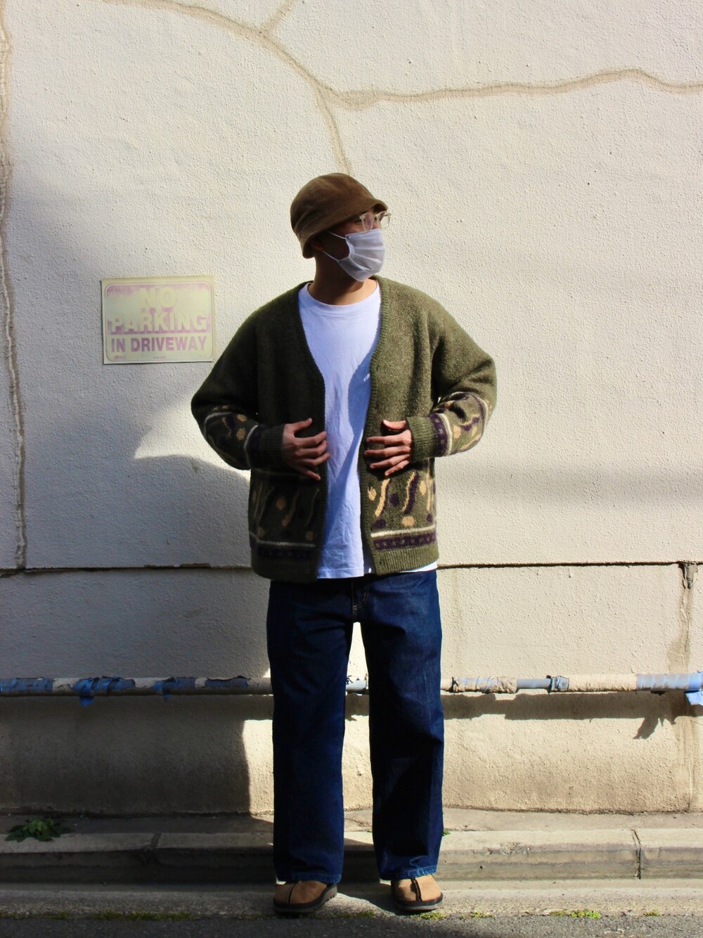 「NOROLL、comfortable reason、PRO CLUB、プロクラブ、でにむ、reebok、リーボック、beatnik、ビートニック」｜「PRO CLUB のアイテム（Tシャツ/カットソー、ホワイト系）」を使った、uzyさん（メンズ・171cm）の春コーディネートの1枚目の写真