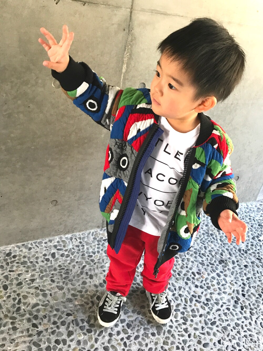 A.Y.Hさん（キッズ・74cm）の春コーディネートの1枚目の写真