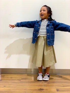 「Lee（リー）のアイテム（ジャケット/アウター）」を使った、吉村 にちかさん（キッズ・110cm）の秋コーディネート