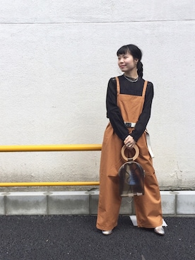 「アイテム（サロペット/オーバーオール、イエロー系）」を使った、つなしまあゆみさん（レディース・153cm）の春コーディネート