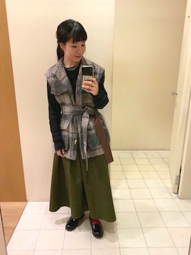 「Nepenthes×Tricker's（ネペンテス×トリッカーズ）のアイテム」を使った、つなしまあゆみさん（レディース・153cm）の冬コーディネート