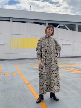 「SUPERTHANKS」｜「アイテム（シャツワンピース）」を使った、つなしまあゆみさん（レディース・153cm）の秋コーディネート