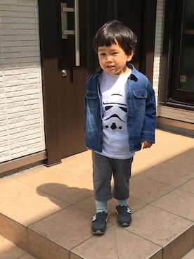 「RAGMART（ラグマート）のアイテム（パンツ）」を使った、SOICHIROさん（キッズ・90cm）の春コーディネート