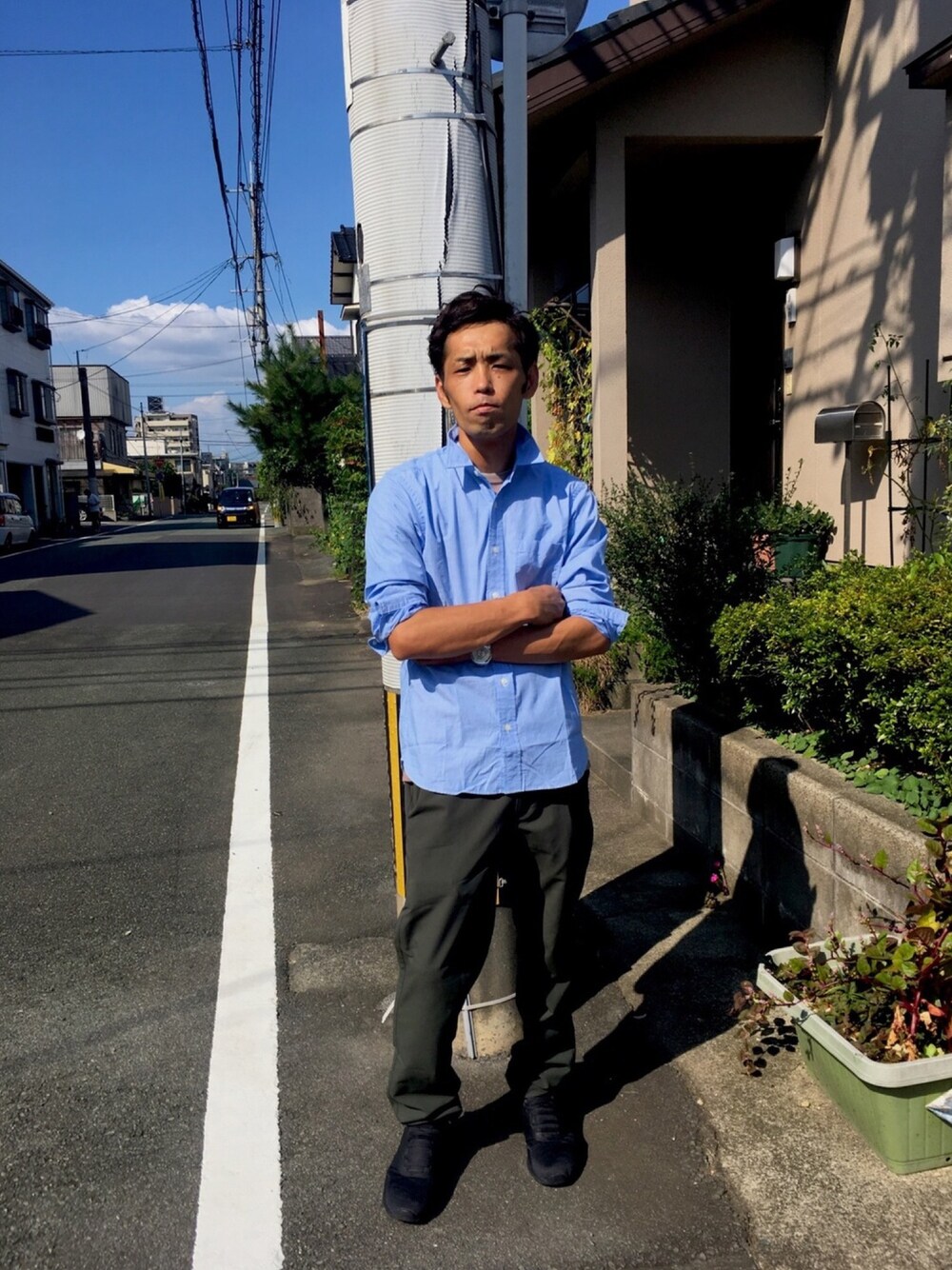 「無印良品コーデ」｜「無印良品のアイテム（シャツ/ブラウス、ブルー系）」を使った、キヨフジヒロフミさん（メンズ・169cm）の秋コーディネートの1枚目の写真