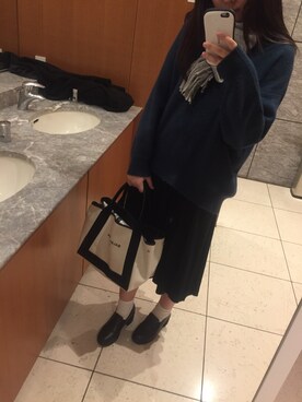 「UNIQLO（ユニクロ）のアイテム（スカート、ブラック系）」を使った、ｒｉさん（レディース）の冬コーディネート