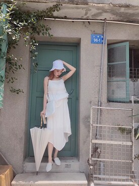 NN娜塔鲨さんのコーディネート