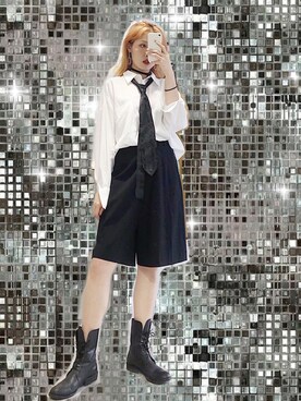 NN娜塔鲨さんのコーディネート