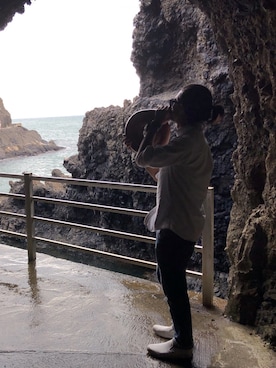 「海」｜「アイテム（スリッポン）」を使った、photographer chibaさん（メンズ・169cm）の秋コーディネート