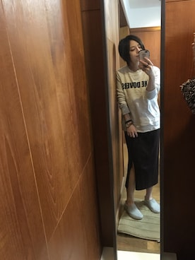 「ゆるカジ」｜「アイテム（スウェット）」を使った、YUKATONAKAIさん（レディース・157cm）の秋コーディネート