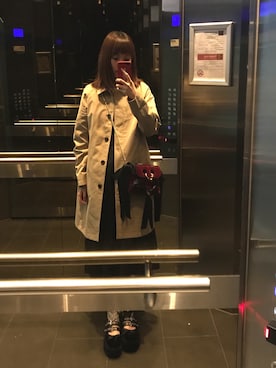 「JW Anderson（ジェイダブリューアンダーソン）のアイテム（ショルダーバッグ）」を使った、weiweiさん（レディース・165cm）の夏コーディネート