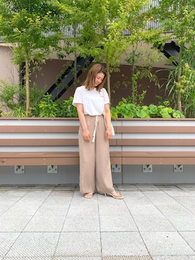 「Ungrid（アングリッド）のヴィンテージサテンパンツ（その他パンツ、ベージュ系）」を使った、akarivessさん（レディース・164cm）の夏コーディネート