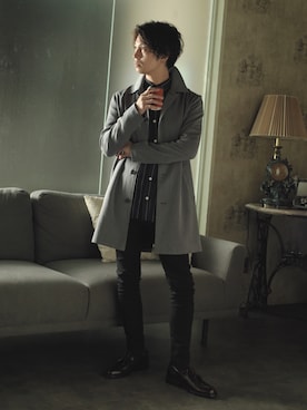 「ブラック」｜「アイテム（ステンカラーコート）」を使った、YUTAさん（メンズ・175cm）の秋コーディネート