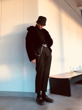 「PRADA（プラダ）のアイテム（帽子）」を使った、TAKATONさん（メンズ・171cm）の冬コーディネート