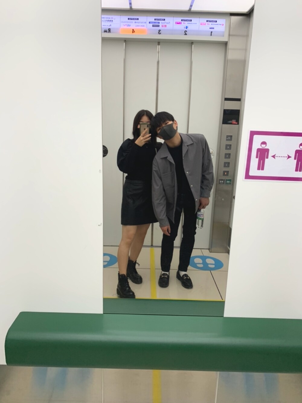 「私の推しブランド、冬コーデ、プチプラコーデ、H&M、GU、WEGO」｜「GUのアイテム（スカート、ブラック系）」を使った、𓏸𓈒もっぴ𓈒𓏸さん（レディース・160cm）の冬コーディネートの1枚目の写真
