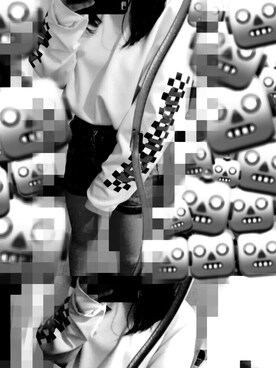「SPINNS（スピンズ）のアイテム（トップス、ホワイト系）」を使った、CHUiЯIさん（レディース）の冬コーディネート