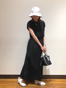 「URBAN RESEARCH（アーバンリサーチ）のとろみデザインスリーブカットソー（Tシャツ/カットソー）」を使った、サ トさん（レディース・166cm）の春コーディネート