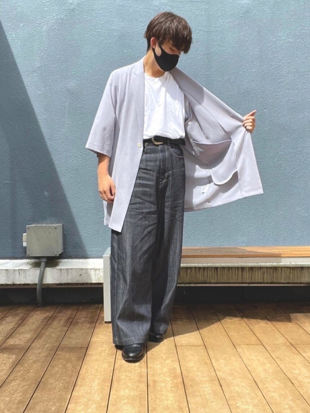 「オーバーサイズ、夏、タックイン、おしゃれさんと繋がりたい、デニム、これが私をアゲる服、シンプル、アパレルスタッフ、ワイドパンツ、モード系」｜「Lui'sのスーパーワイドデニムパンツ（デニムパンツ、ブルー系）」を使った、shimamuさん（メンズ・175cm）の春コーディネートの1枚目の写真