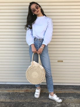 「ZARA（ザラ）のアイテム（シャツ/ブラウス、ブルー系）」を使った、a k a n eさん（レディース・167cm）の春コーディネート