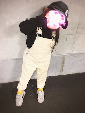 「ナイキスニーカー」｜「アイテム（サロペット/オーバーオール）」を使った、a.tさん（キッズ・90cm）の春コーディネート