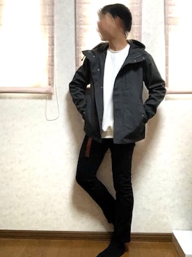 「3色コーデ」｜「アイテム（マウンテンパーカー）」を使った、まささん（メンズ・166cm）の冬コーディネート