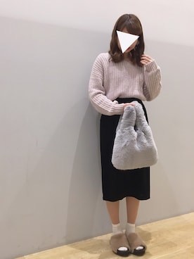 「ベロアスカート」｜「アイテム（サンダル）」を使った、kさん（レディース・154cm）の秋コーディネート