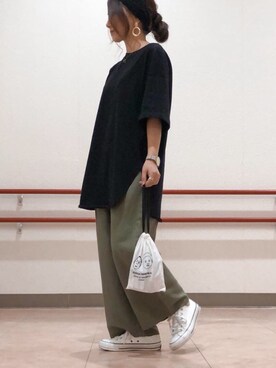 「アイテム（ポーチ、ホワイト系）」を使った、Ai Kaminagaさん（レディース・158cm）の春コーディネート