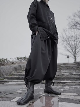 「Yohji Yamamoto（ヨウジヤマモト）のアイテム（ニット/セーター）」を使った、NaSaさん（メンズ・170cm）の春コーディネート