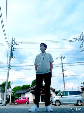 「NIKE（ナイキ）のナイキ エア フォース 1 LOW 07 メンズシューズ / NIKE AIR FORCE 1 '07 (AF1)（スニーカー、ホワイト系）」を使った、SHIINAさん（メンズ・175cm）の夏コーディネート