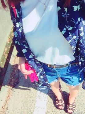 「UNIQLO（ユニクロ）のアイテム（Tシャツ/カットソー、ホワイト系）」を使った、Kahoさん（レディース）の秋コーディネート