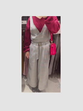 「しまむら（シマムラ）のアイテム（Tシャツ/カットソー、レッド系）」を使った、Kahoさん（レディース）の冬コーディネート