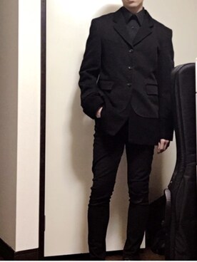 「COMME des GARCONS HOMME PLUS（コムデギャルソンオムプリュス）のアイテム（ジャケット/アウター、ブラック系）」を使った、ヤマトさん（メンズ・170cm）の冬コーディネート