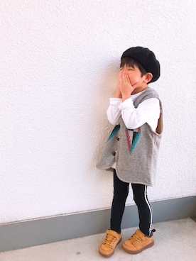 「FITH（フィス）のアイテム（ベスト）」を使った、P×Kさん（キッズ・100cm）の春コーディネート