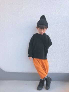 「アイテム（ニット/セーター、ブラック系）」を使った、P×Kさん（キッズ・110cm）の秋コーディネート