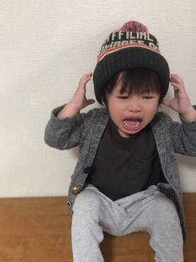 「スウエットパンツ」｜「アイテム（ニットキャップ/ビーニー）」を使った、P×Kさん（キッズ・80cm）の冬コーディネート