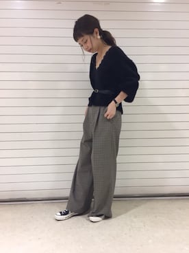 「CONVERSE（コンバース）の【CONVERSE】コンバース WOMENS ALLSTAR OX ウィメンズ オールスター ローカット（スニーカー）」を使った、hikariさん（レディース・153cm）の秋コーディネート