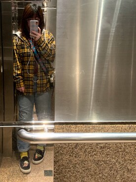 「iT（イット）のアイテム（シューズ）」を使った、karin さん（レディース・156cm）の春コーディネート