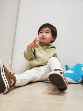 「petit main（プティマイン）のアイテム（パーカー）」を使った、r-kunさん（キッズ・80cm）の春コーディネート